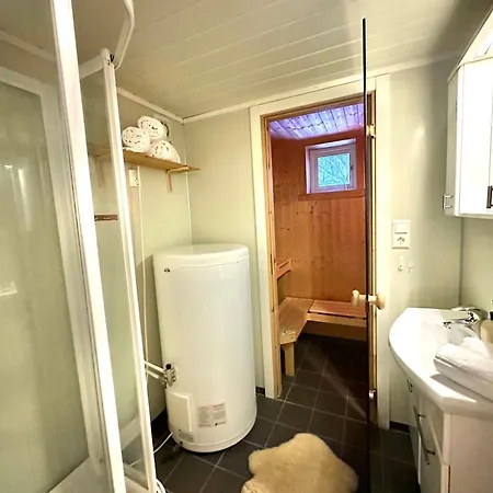 Traditional House At Unstad Chalé Bostad