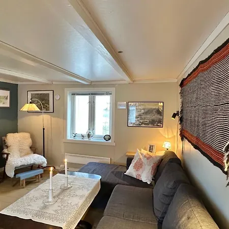 Traditional House At Unstad Bostad